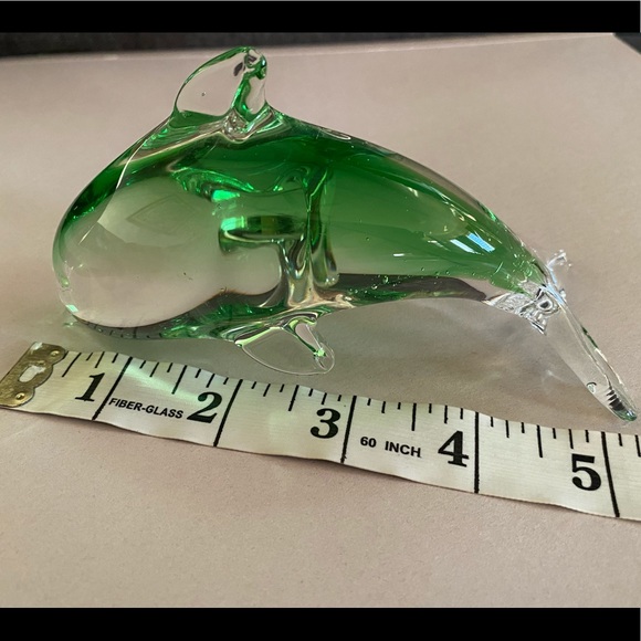 HOST PICK 🎉 Green blown glass dolphin figurine / paperweight (NWOT) - Picture 5 of 8